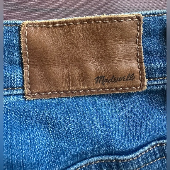 Madewell Cali-Demi Boot Jeans 26 High Rise Distressed 
 Raw Hems Button fly - Picture 3 of 11